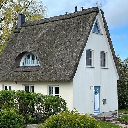 Reetdachhaus Mit Eigenem Strandkorb In Wohlenberg An Der Ostsee المظهر الخارجي الصورة